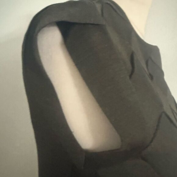 Brand new with tags Louis Vuitton Elegant Olive Green Sleeveless top siz… - Picture 6 of 11